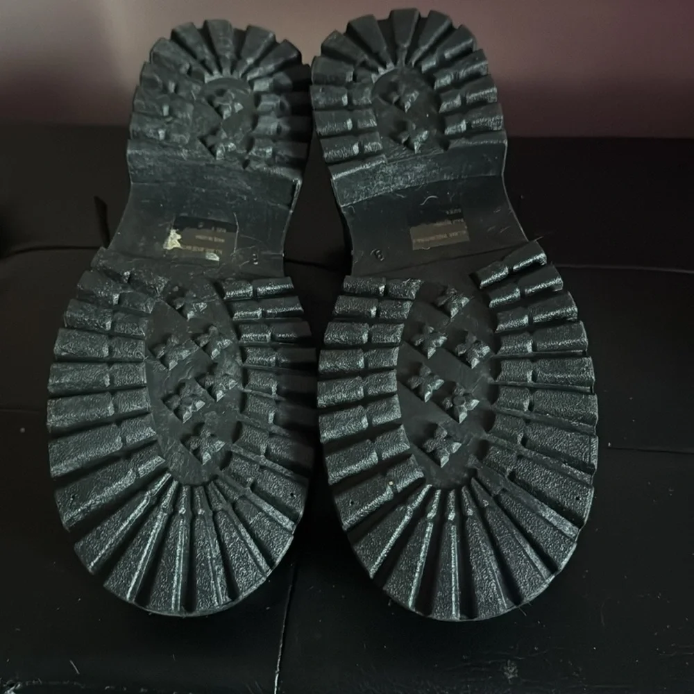 Wild Diva Black Platform Mary Jane Shoes - Picture 4 of 4